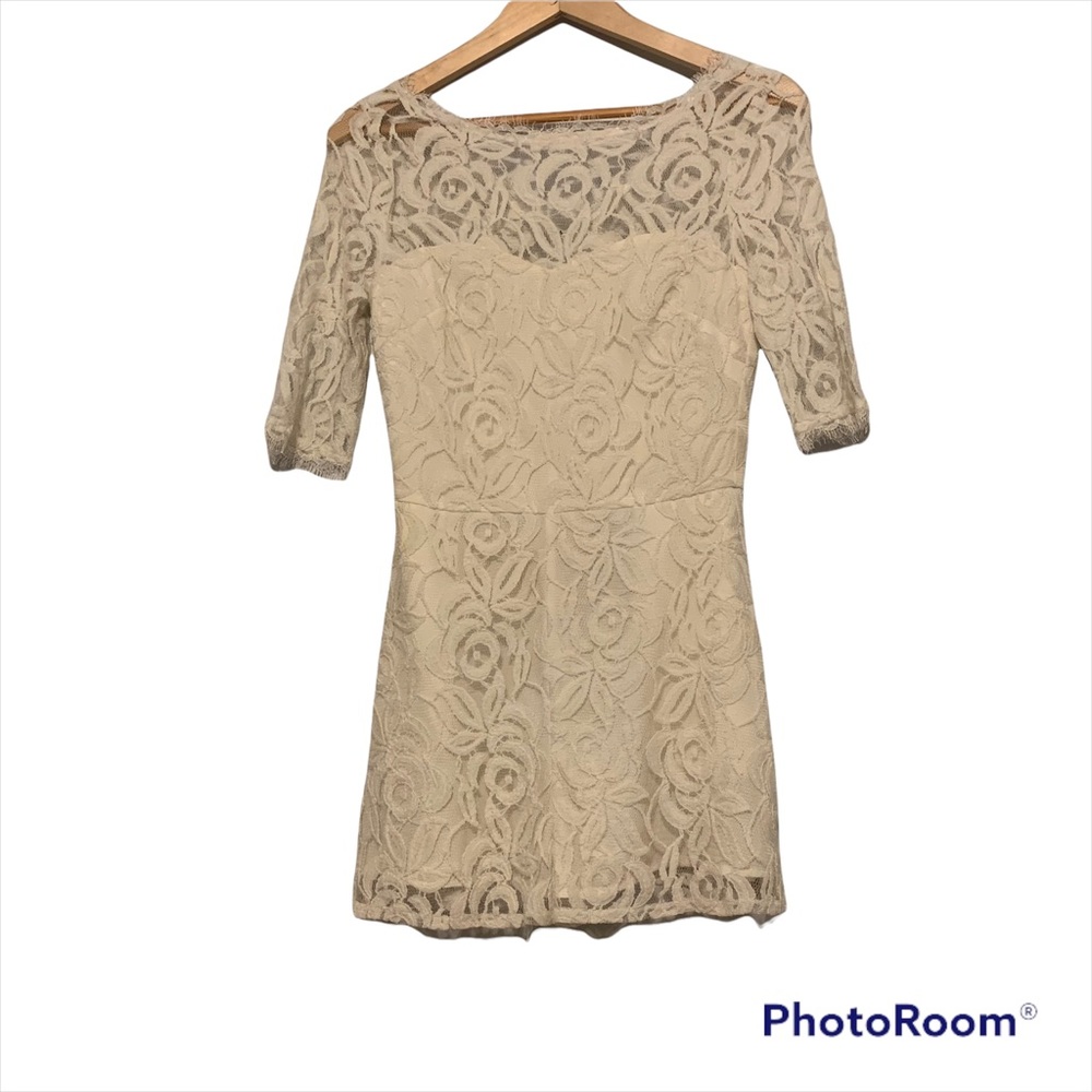 BCBGeneration White Lace Romper Sz 2